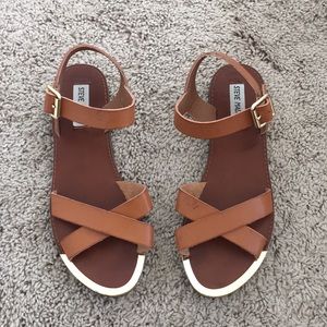 Steve Madden cognac sandals with gold detail